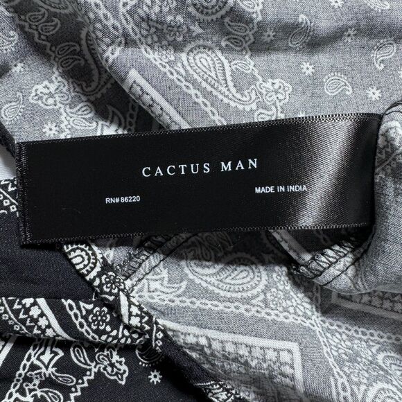 Cactus Man Ricky Singh Mens Shirt Large Black White Paisley Bandana Print Spring - Picture 11 of 11